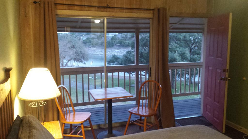 Lodge At Turkey Cove Canyon Lake Buitenkant foto