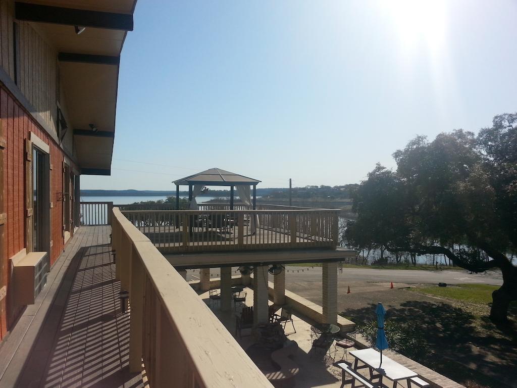Lodge At Turkey Cove Canyon Lake Buitenkant foto