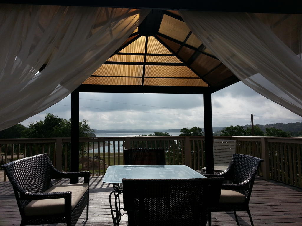 Lodge At Turkey Cove Canyon Lake Buitenkant foto