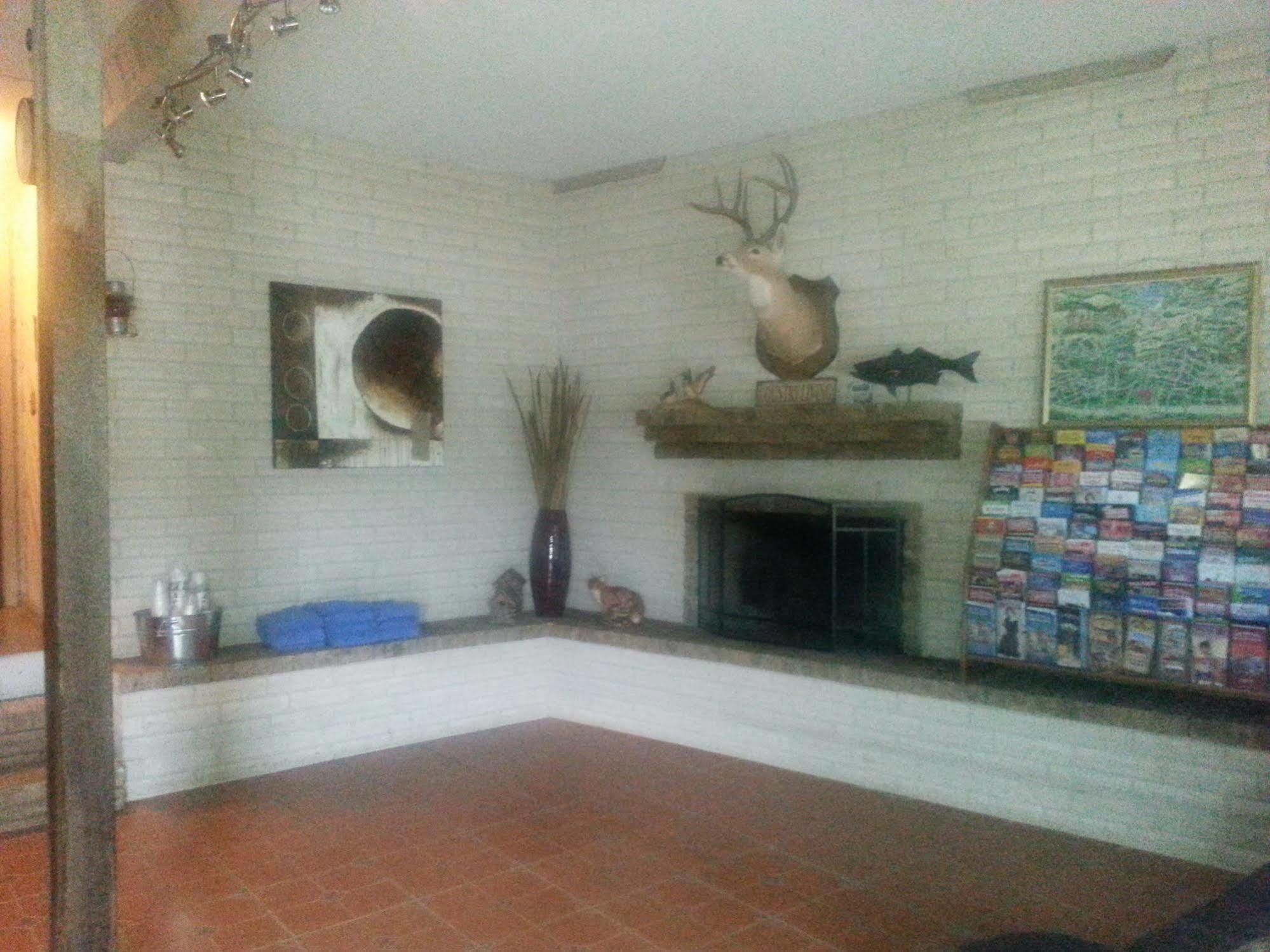 Lodge At Turkey Cove Canyon Lake Buitenkant foto