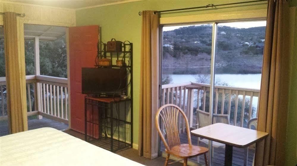 Lodge At Turkey Cove Canyon Lake Buitenkant foto